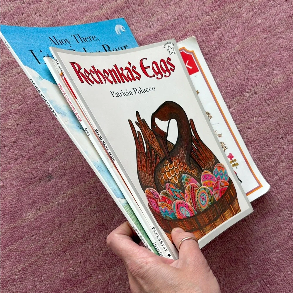 Beautiful Children’s Paperback Books | Rechenka’s Eggs, Anno’s Counting Book